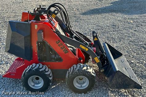 sdlool mini skid steer|sdlool 323w.